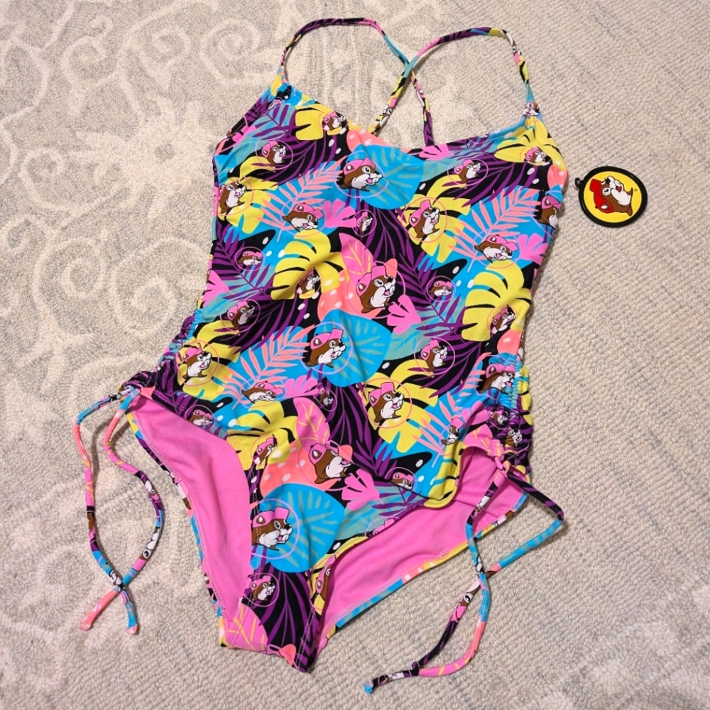 NWT Bucees one piece swimsuit (sz L)